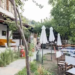 Nikbin Yamac Ξενοδοχείο