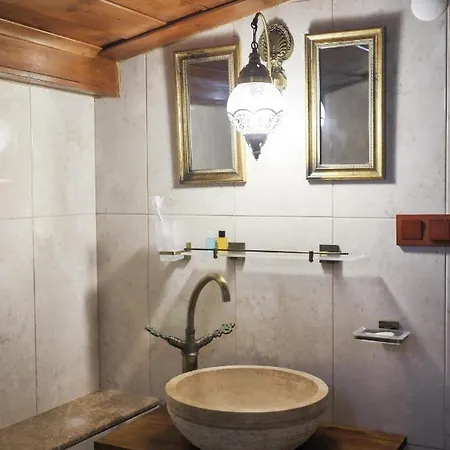 Отель Nikbin Yamac