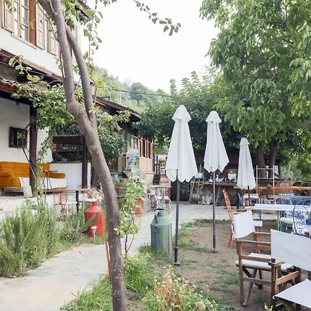 Nikbin Yamac Hotel