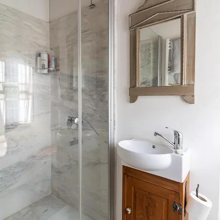 Nikbin Yamac Отель 3*