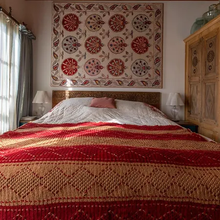 Nikbin Yamac Отель